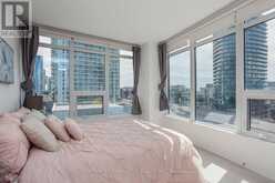 912 - 70 QUEENS WHARF ROAD Toronto 