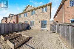 592 LOTT CRESCENT Milton