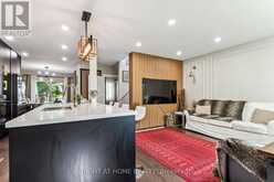 15 SINGLETON ROAD S Toronto 