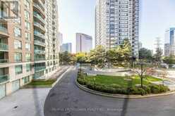 303 - 18 PEMBERTON AVENUE Toronto 