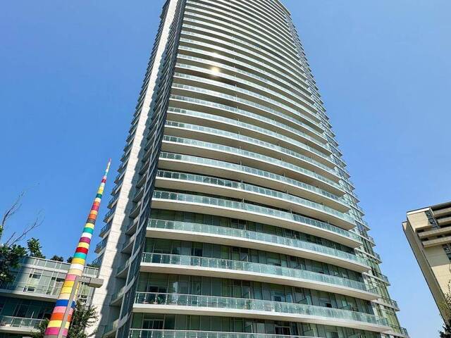 913 - 70 FOREST MANOR ROAD Toronto  Ontario