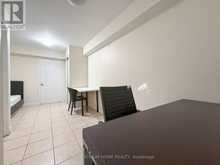 ROOM 5 - 42 FAIRCHILD AVENUE Toronto 