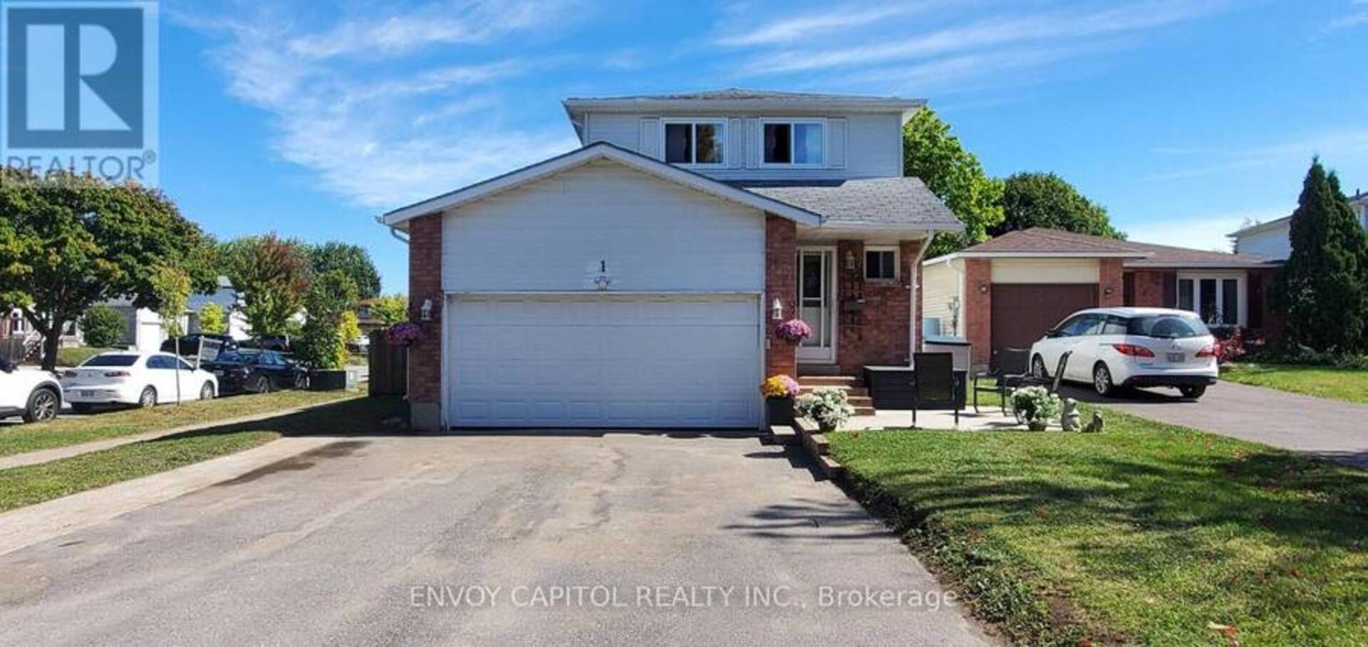 1 MCCUAIG COURT Barrie 