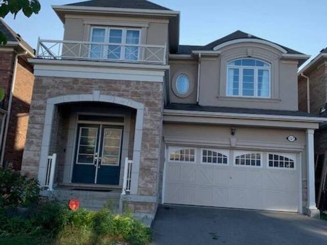 127 BUCKLE CRESCENT Aurora Ontario