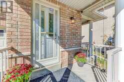 16 CANOE GLIDE LANE Brampton 