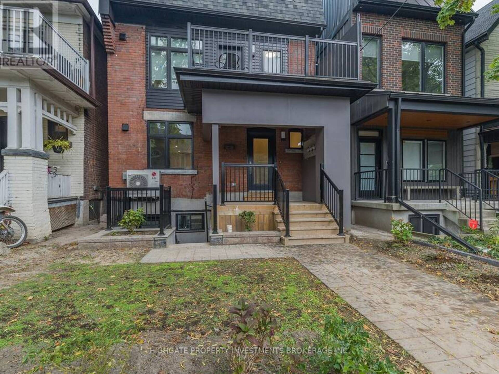 UNIT 4 - 543 ROXTON ROAD Toronto 