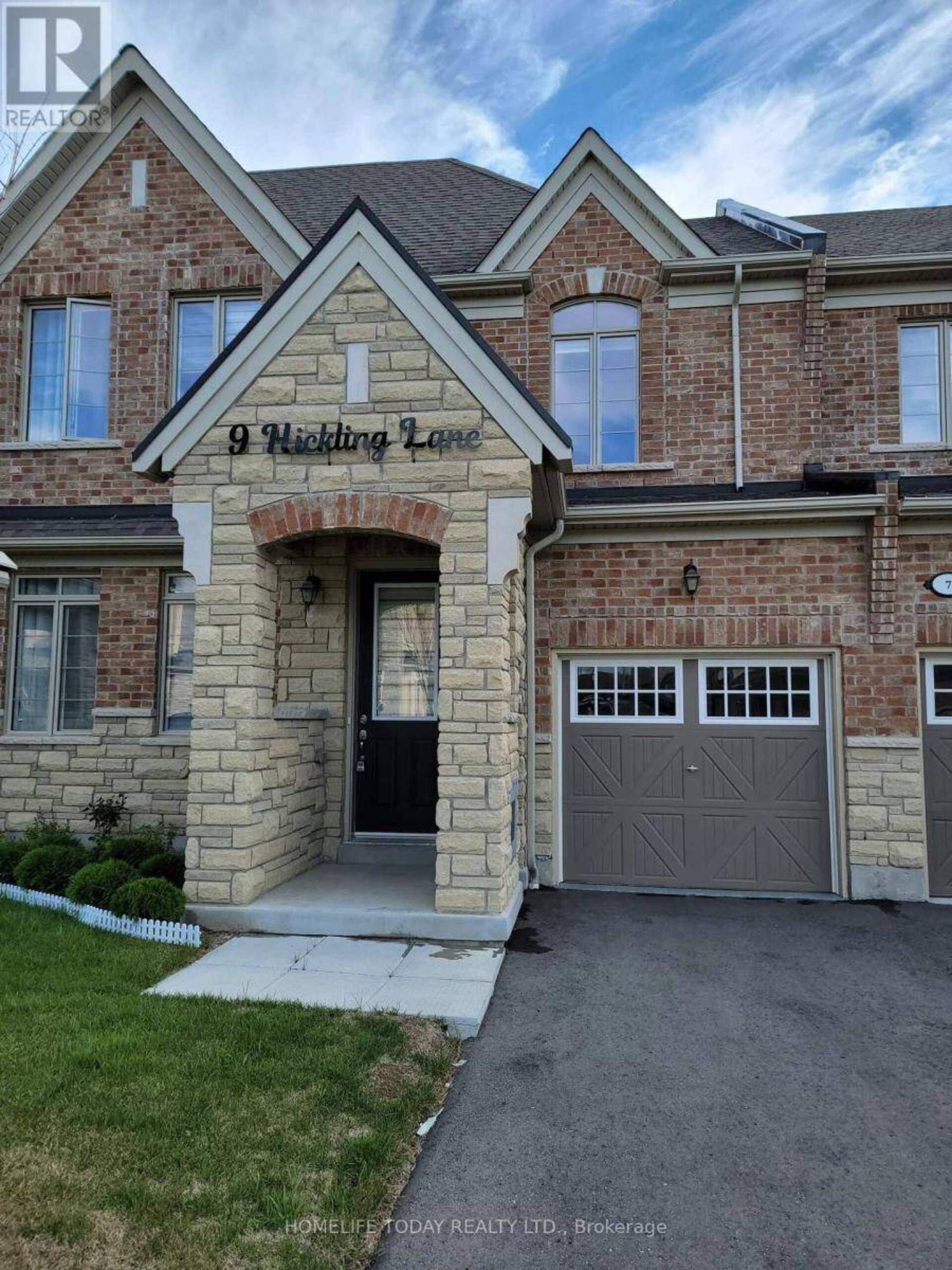 9 HICKLING LANE Ajax