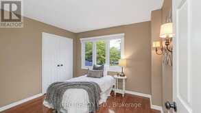 16 GRAND OAKS COURT Brampton 