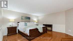 16 GRAND OAKS COURT Brampton