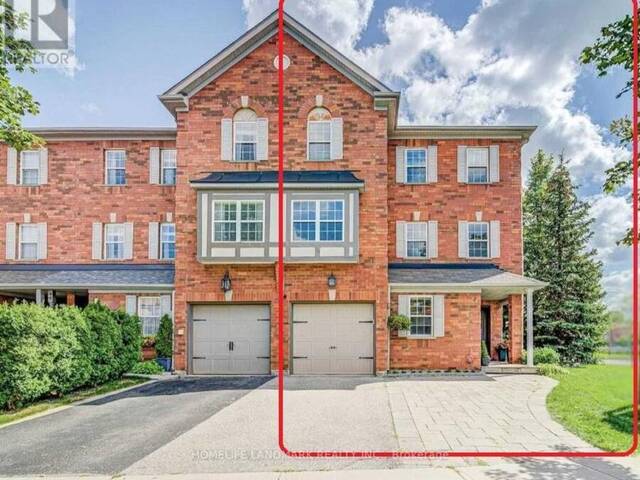 7 HAWTIN LANE Aurora Ontario