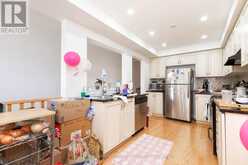 3628B ST CLAIR AVENUE E Toronto 