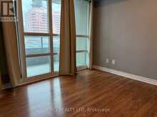 806 - 208 ENFIELD PLACE Mississauga