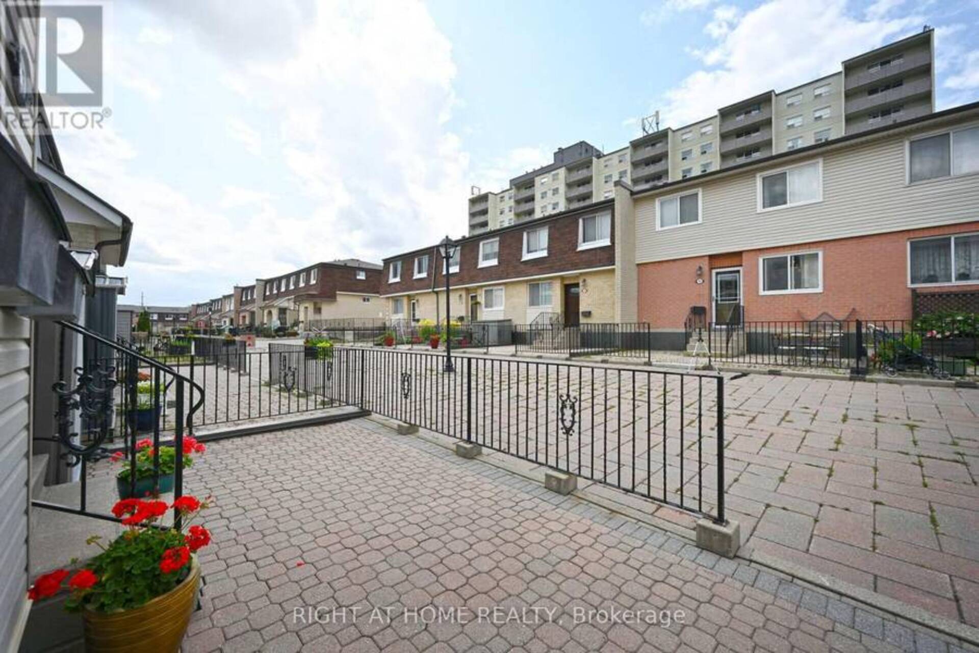 123 - 2170 BROMSGROVE ROAD Mississauga