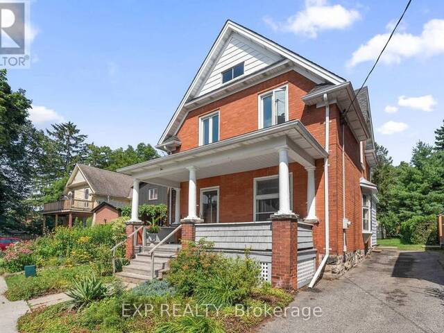 10 STAHL AVENUE Kitchener Ontario