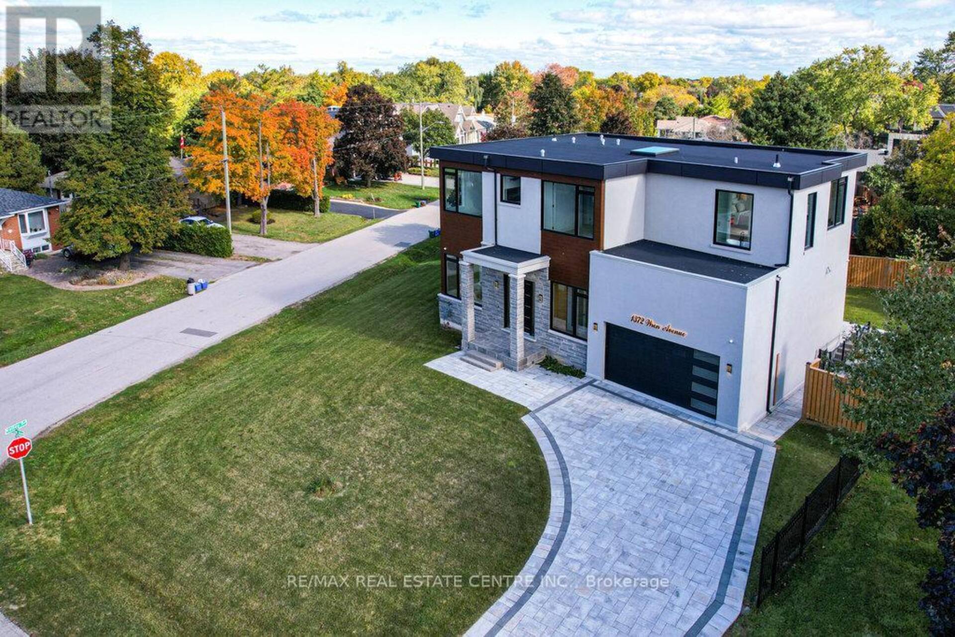 1372 WREN AVENUE Oakville