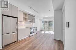 620 - 395 DUNDAS STREET W Oakville