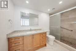 511 - 335 RATHBURN ROAD W Mississauga 