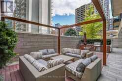 620 - 70 ROEHAMPTON AVENUE Toronto 