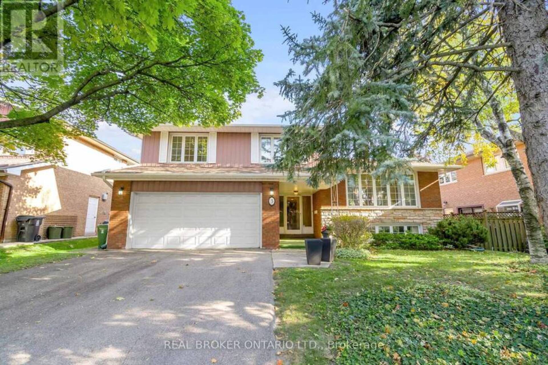 3 WINSLAND DRIVE Toronto 