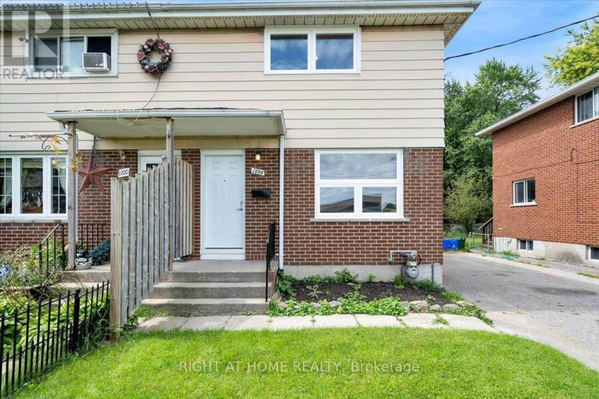 1098 CEDAR STREET E Oshawa 