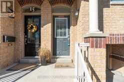 16 - 10 PORTER AVENUE W Vaughan