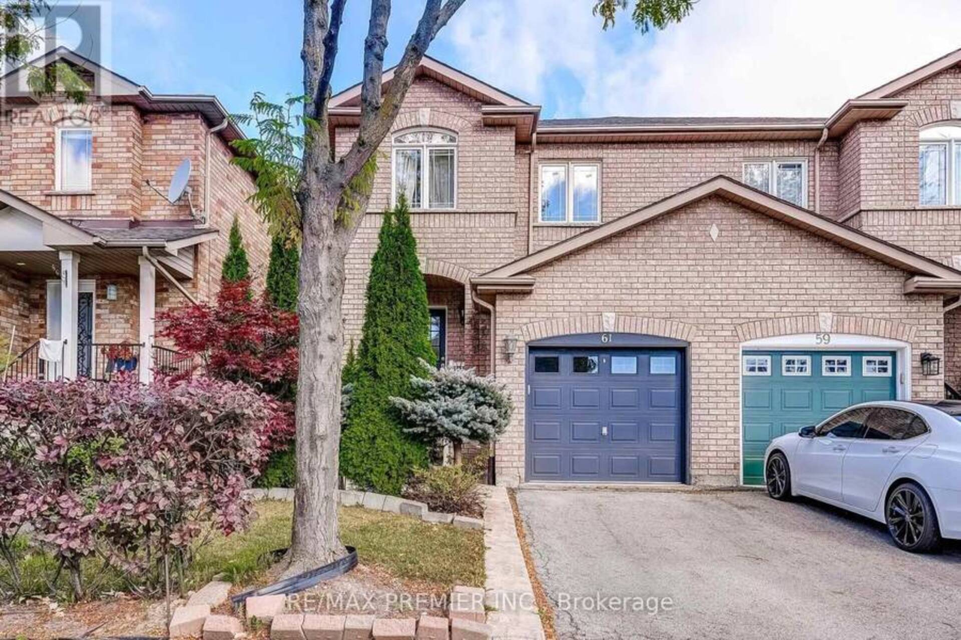 61 BLACKTHORN DRIVE Vaughan