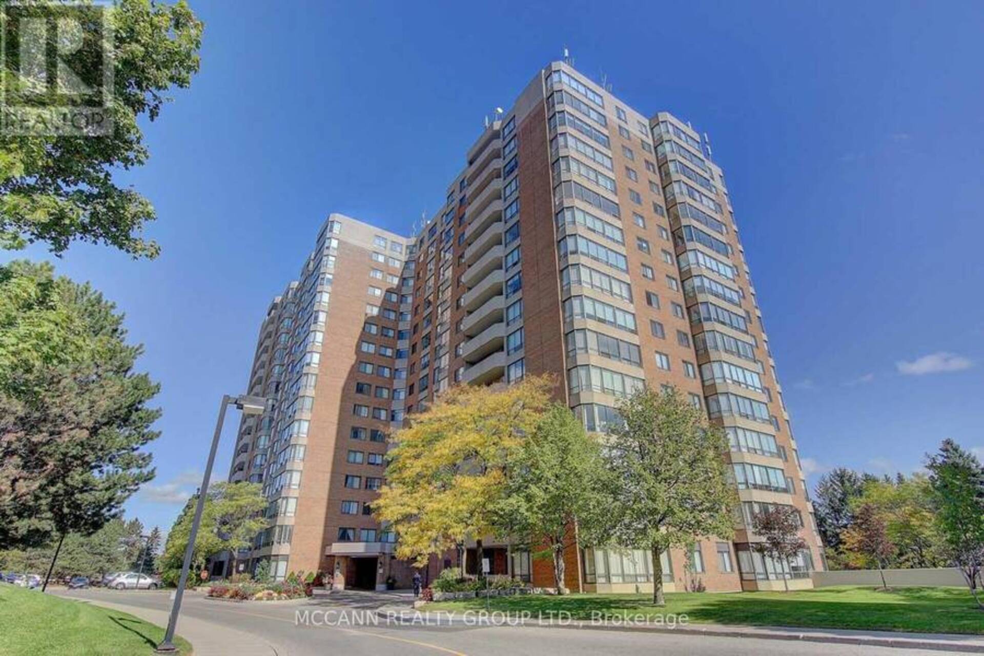 1701 - 7601 BATHURST STREET Vaughan 