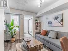 717 - 10 LAIDLAW STREET Toronto 