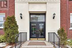 106 - 448 SPADINA ROAD Toronto 