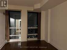 5003 - 763 BAY STREET Toronto 