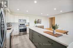 1002 - 270 SCARLETT ROAD Toronto 