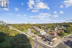 1002 - 270 SCARLETT ROAD Toronto 