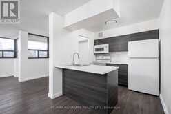 502 - 105 MCCAUL STREET Toronto 