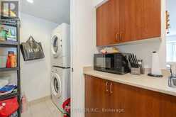 329 - 35 SARANAC BOULEVARD Toronto