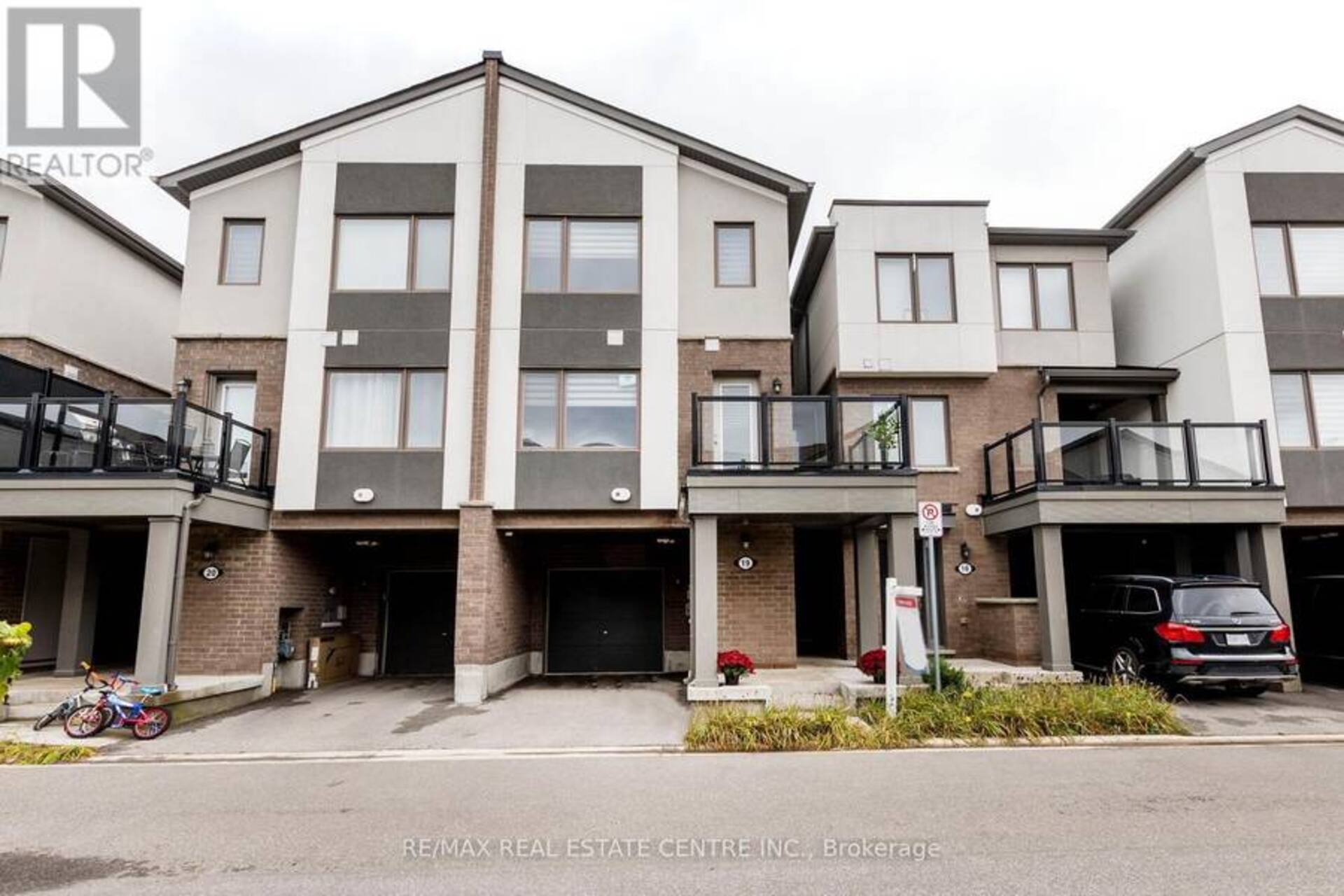 19 - 1125 LEGER WAY Milton