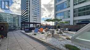 504 - 637 LAKE SHORE BOULEVARD Toronto 