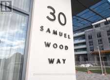 1305 - 30 SAMUEL WOOD WAY N Toronto 