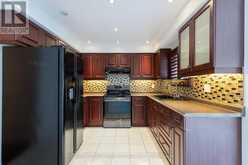 5392 CHAMPLAIN TRAIL Mississauga