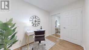 512 - 245 DAVISVILLE AVENUE Toronto 