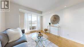 512 - 245 DAVISVILLE AVENUE Toronto 