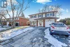 35 HOBDEN PLACE Toronto 