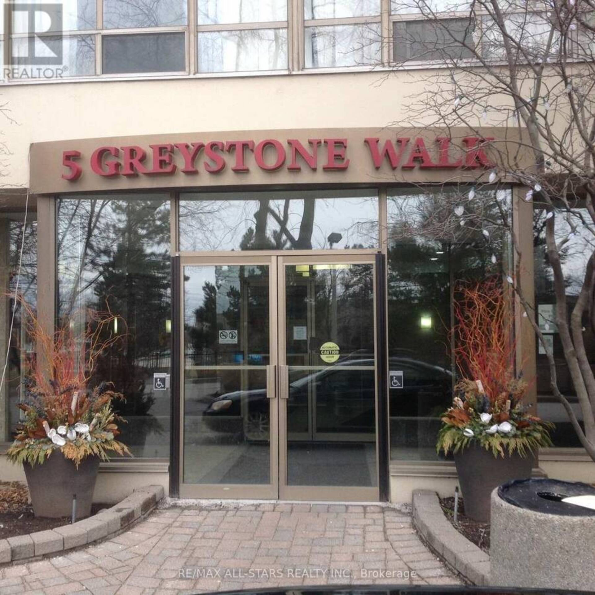 1803 - 5 GREYSTONE WALK DRIVE Toronto 