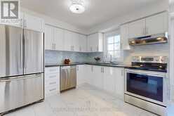 566 SANDHURST CIRCLE Toronto 