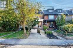 113 HUMBERSIDE AVENUE Toronto 