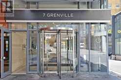 512 - 7 GRENVILLE STREET Toronto 