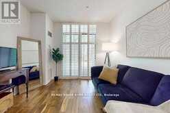 T09 - 16 DALLIMORE CIRCLE Toronto 