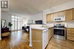 T09 - 16 DALLIMORE CIRCLE Toronto 