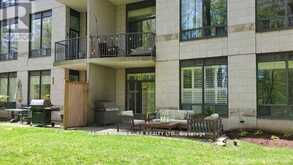 T09 - 16 DALLIMORE CIRCLE Toronto 