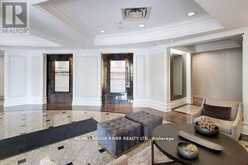 T09 - 16 DALLIMORE CIRCLE Toronto 