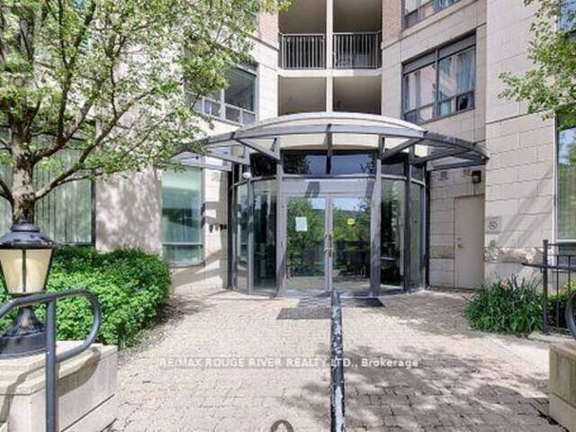 T09 - 16 DALLIMORE CIRCLE Toronto  Ontario